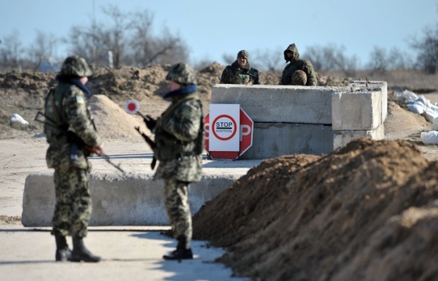 Погранслужба Украины в одностороннем порядке закрыла выезд из Крыма